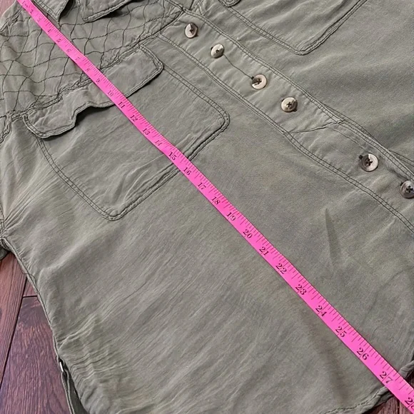 Free People We the Free Green Quilted Stitch Yoke Button up-shirt button down - Picture 5 of 14